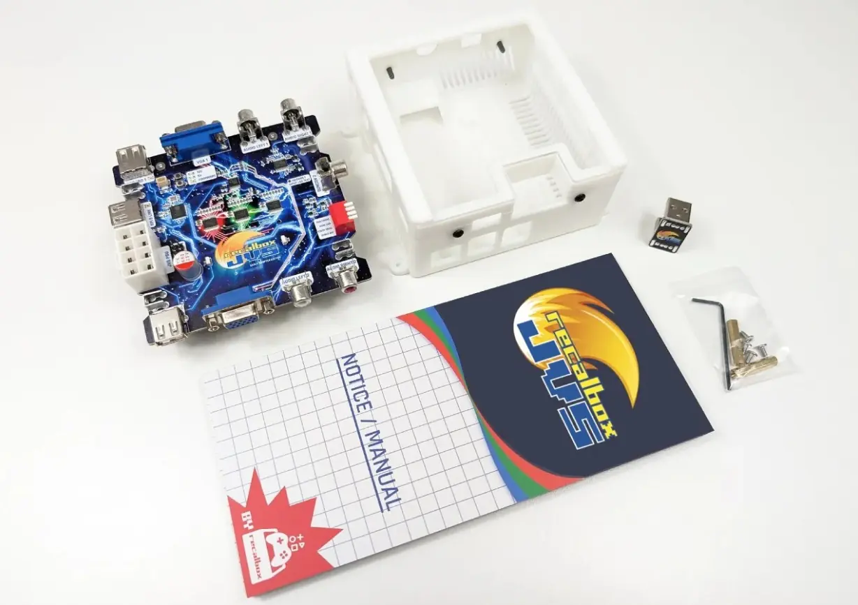 What the pack holds: the board, its white case, screws and the manual