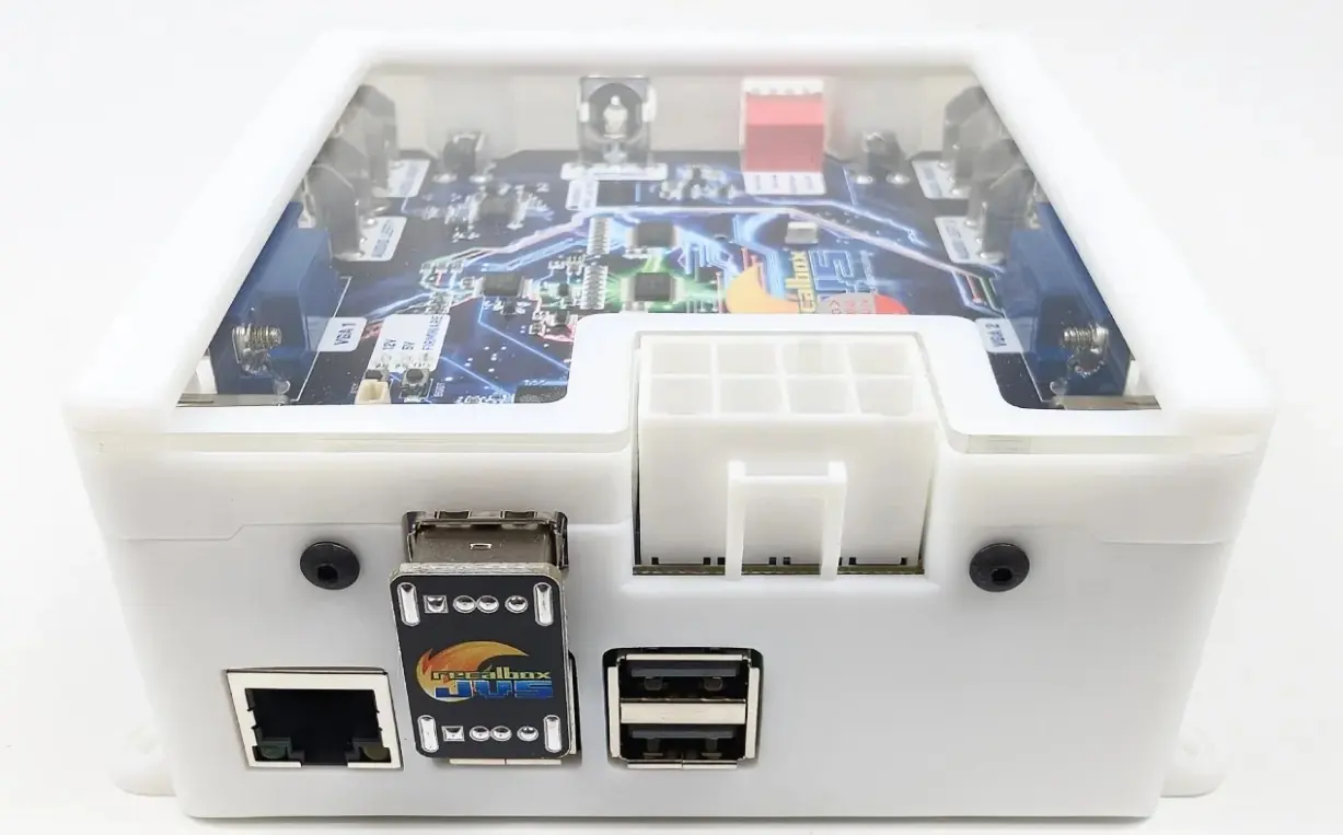 The Recalbox JVS in its white case, its ports in view