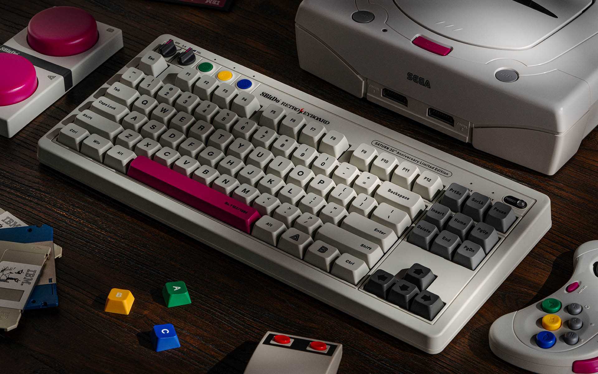 8BitDo celebrates 30 years of Sega Saturn